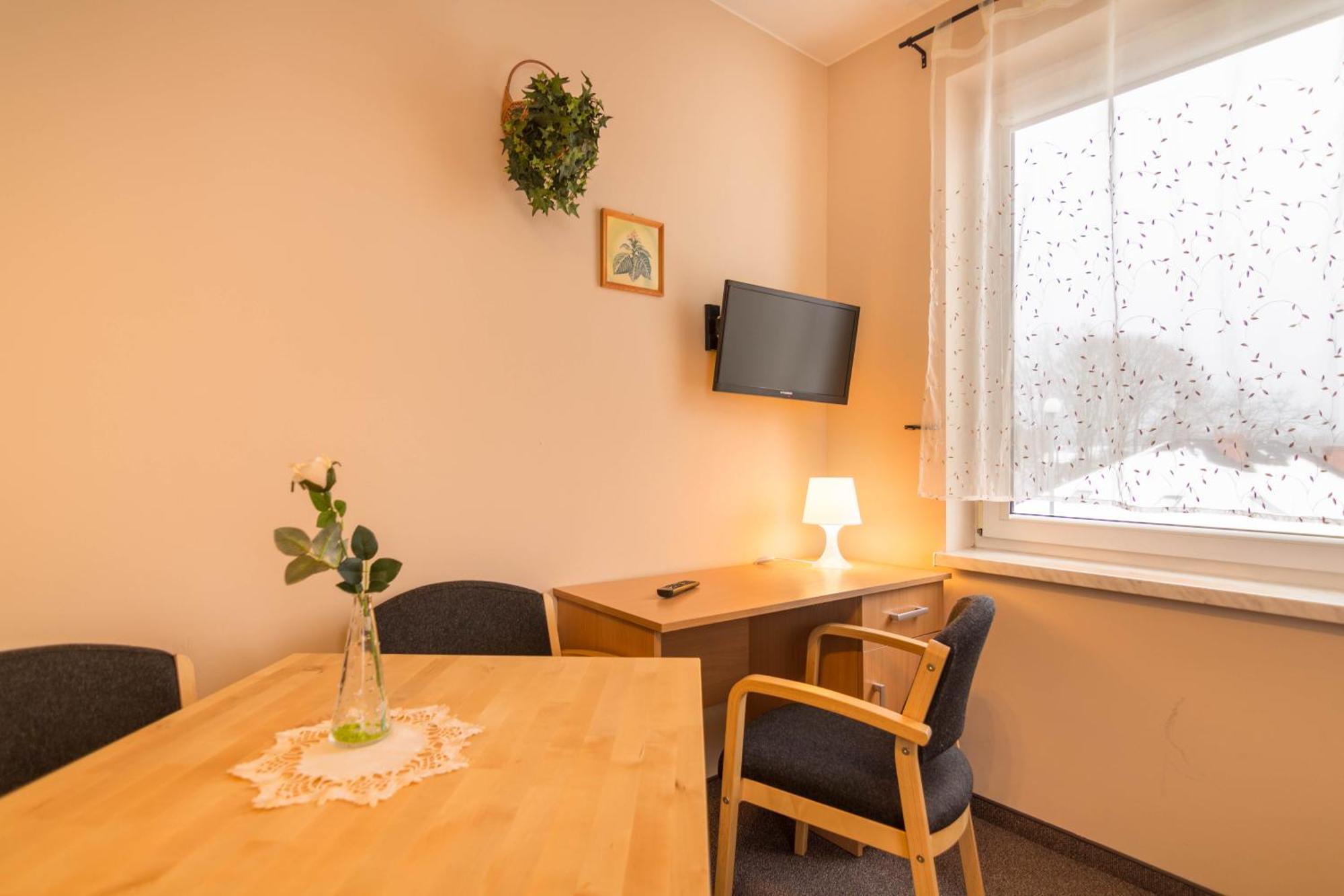 Granada Pensjonat & Spa Duszniki Zdrój Szoba fotó